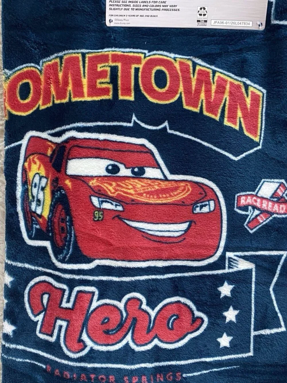 DISNEY Pixar CARS LIGHTNING MCQUEEN 95 Hometown Hero Throw Blanket 50” X 70” NEW